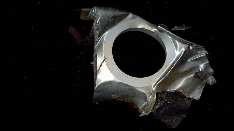 Illustration for article titled Here's What a "Mysterious Chunk of Space Trash" Looks Like